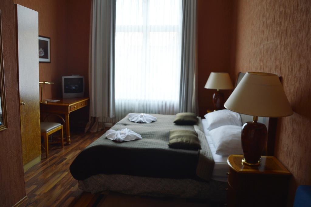 Pension Ingeborg Berlim Exterior foto