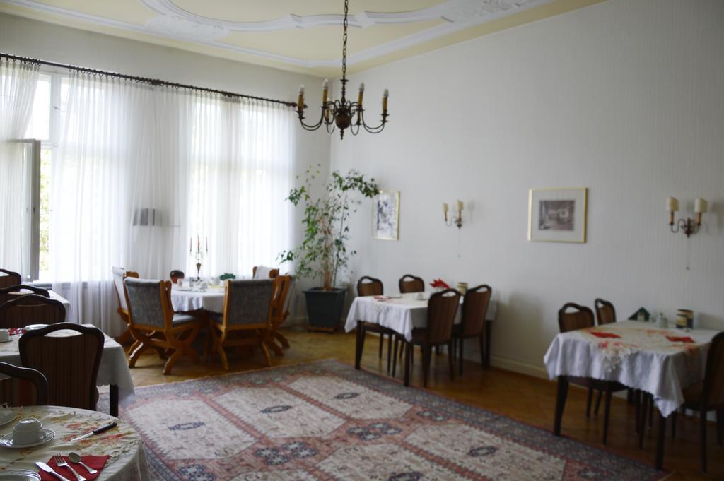 Pension Ingeborg Berlim Exterior foto